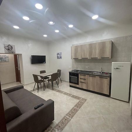 Dora House Valentino Daire Napoli Dış mekan fotoğraf